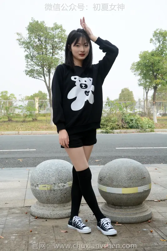 初夏女神 NO.094 安妮 小熊卫衣 - 初夏女神